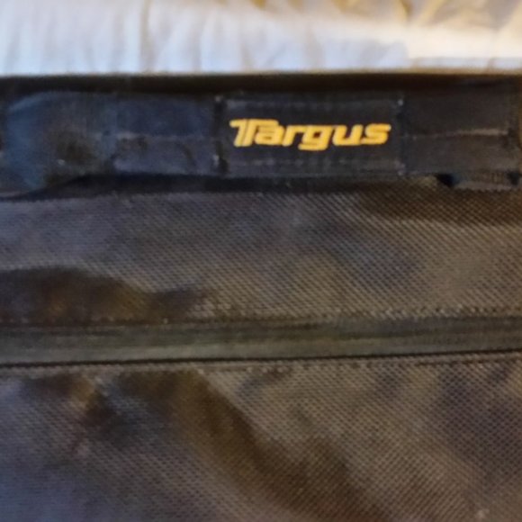 Targus Bags Targus Laptop Bag Black Large Capacity Poshmark
